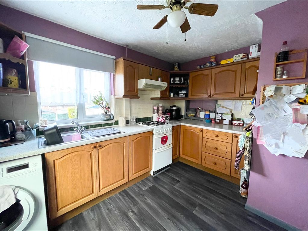 Property photo 3 of 13