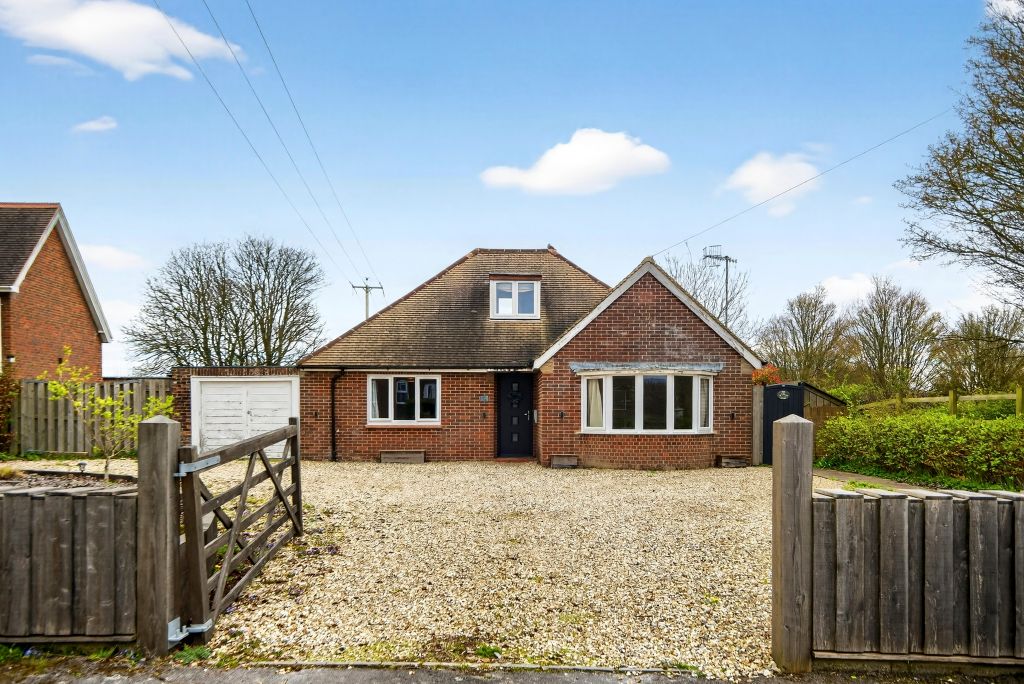 Property photo 2 of 32