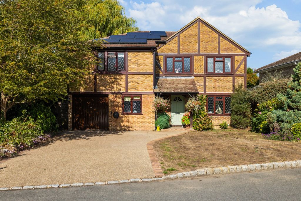 Property photo 1 of 25 External