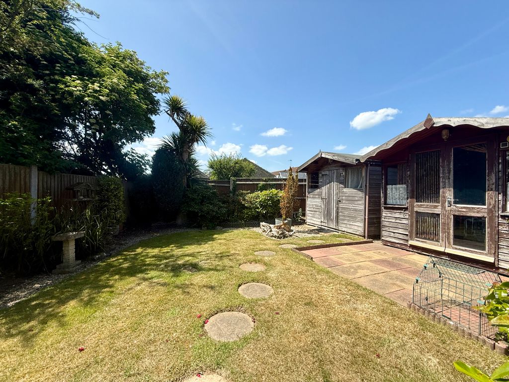 Property photo 2 of 11