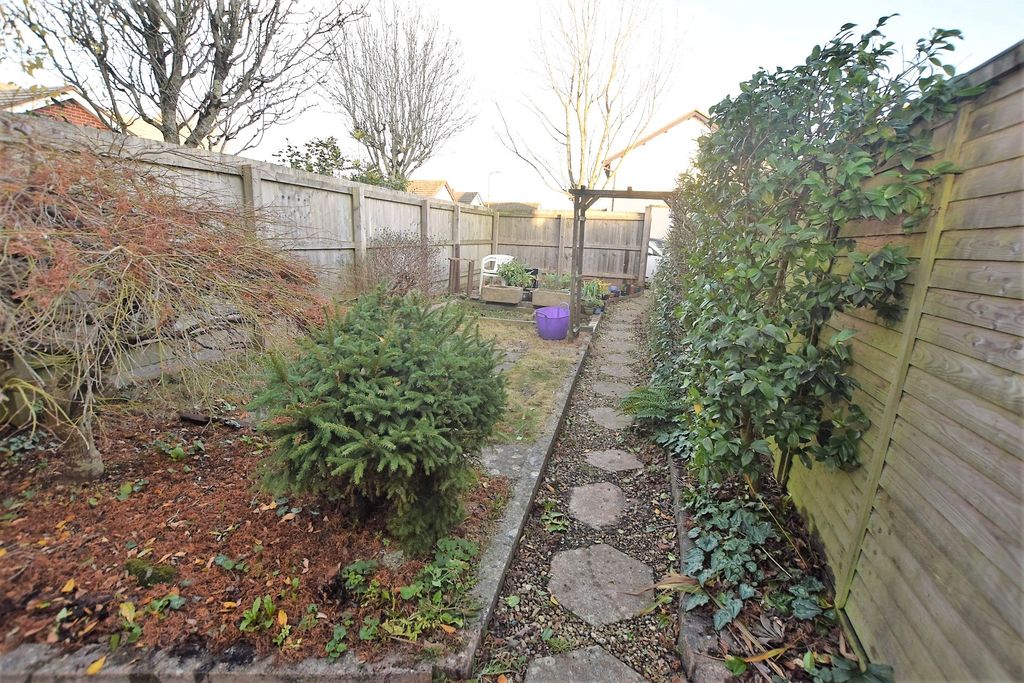 Property photo 2 of 7 Picture No. 08