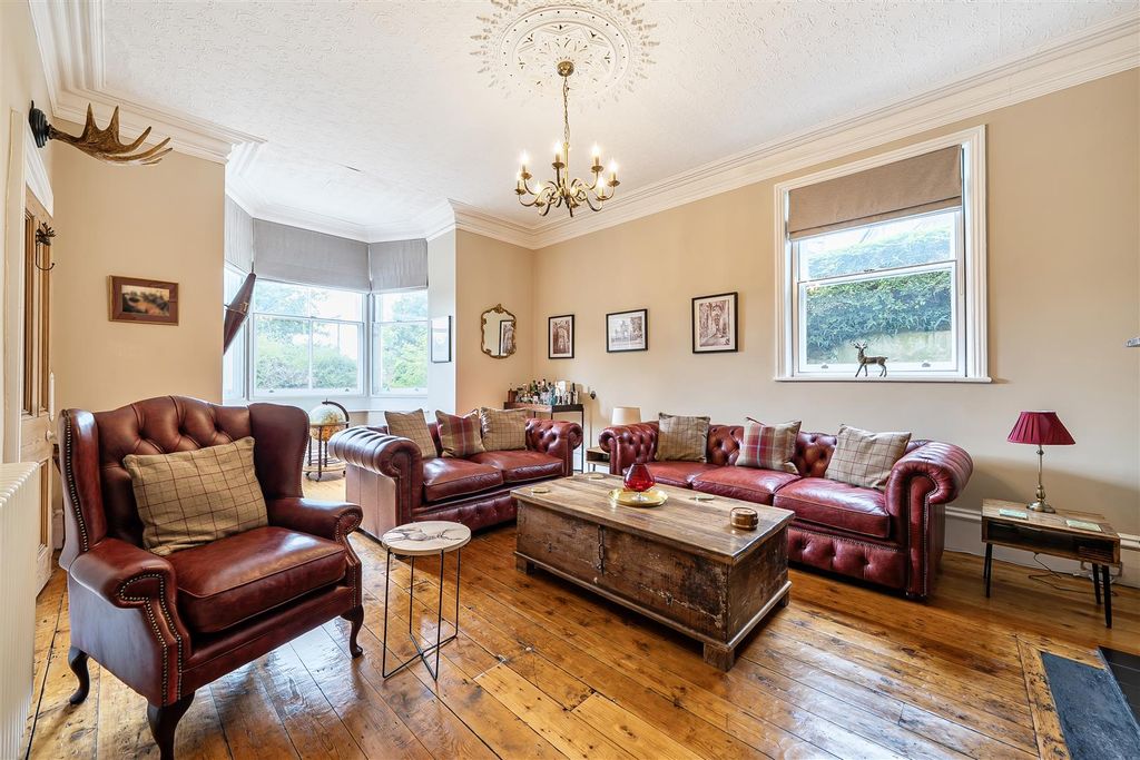Property photo 3 of 25 Drawing Room .Jpg