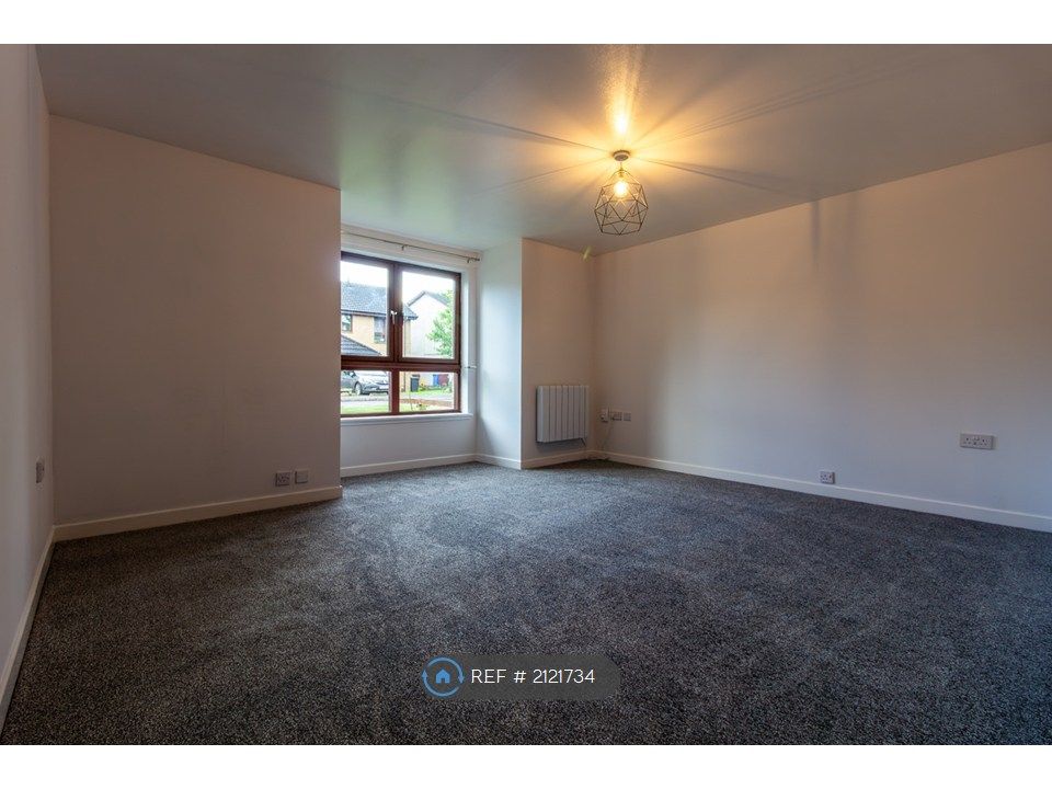 Property photo 2 of 7 Living Room