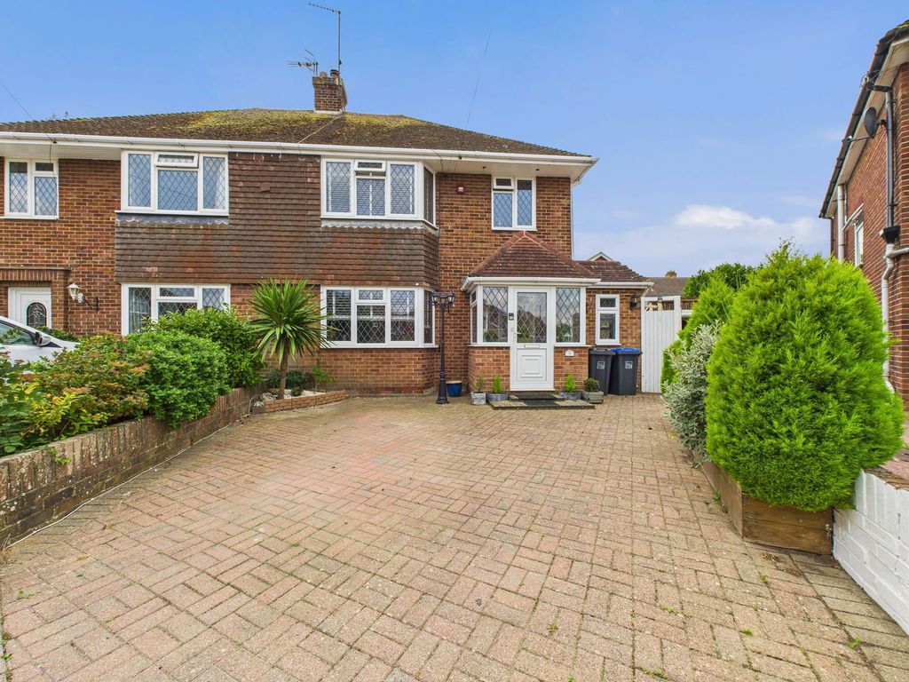 Property photo 1 of 23