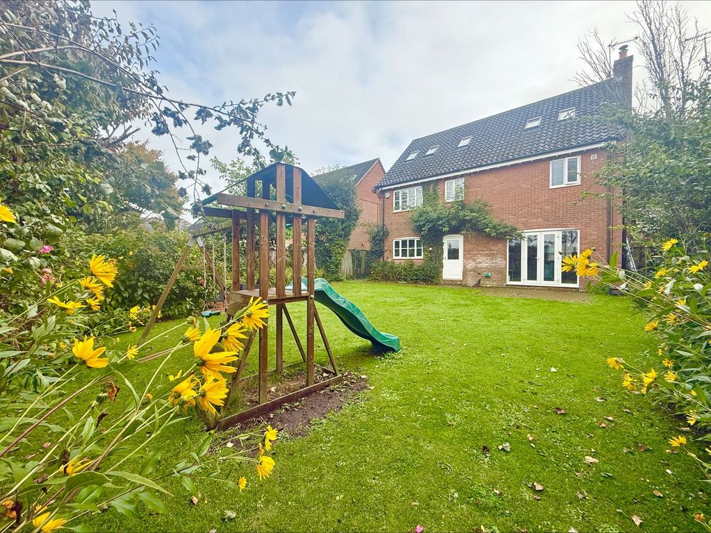 Property photo 3 of 14