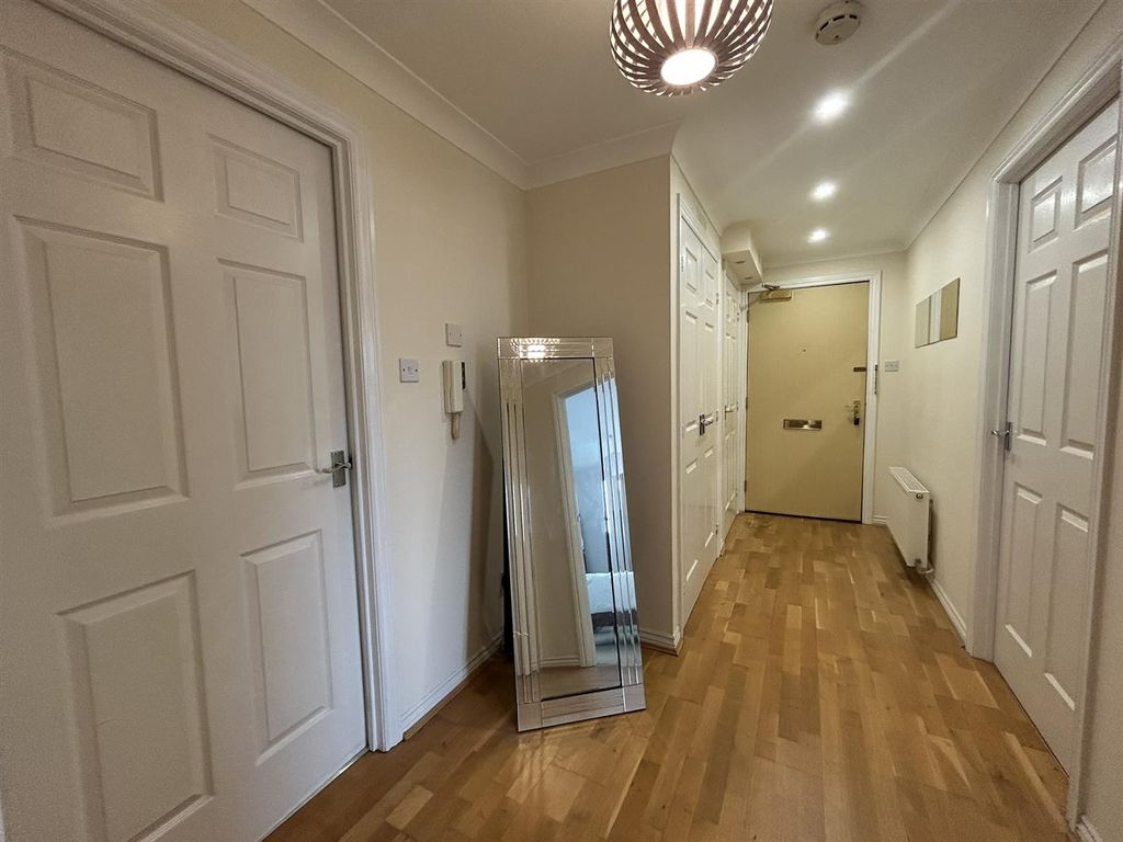 Property photo 2 of 16 Img_6099.Jpeg