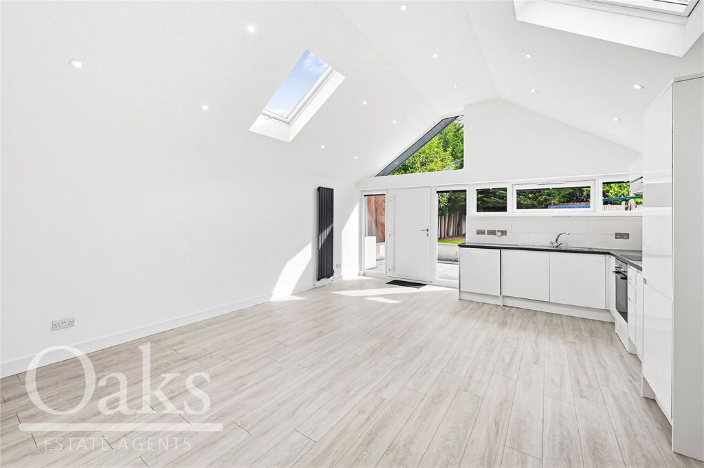 Property photo 1 of 8 Picture No. 05