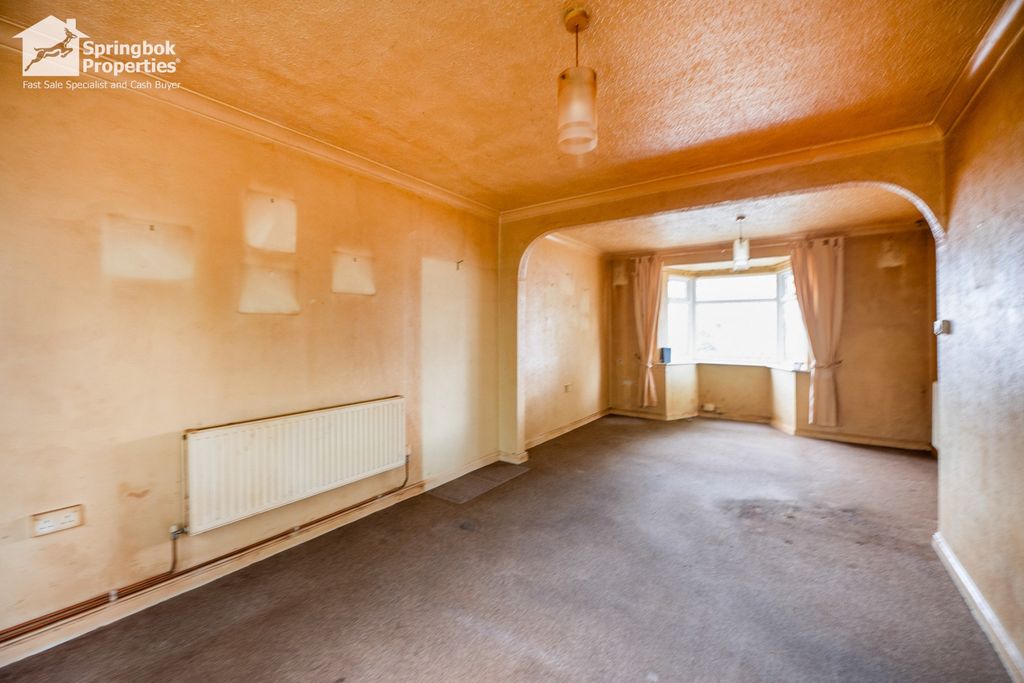 Property photo 2 of 12 Image 2