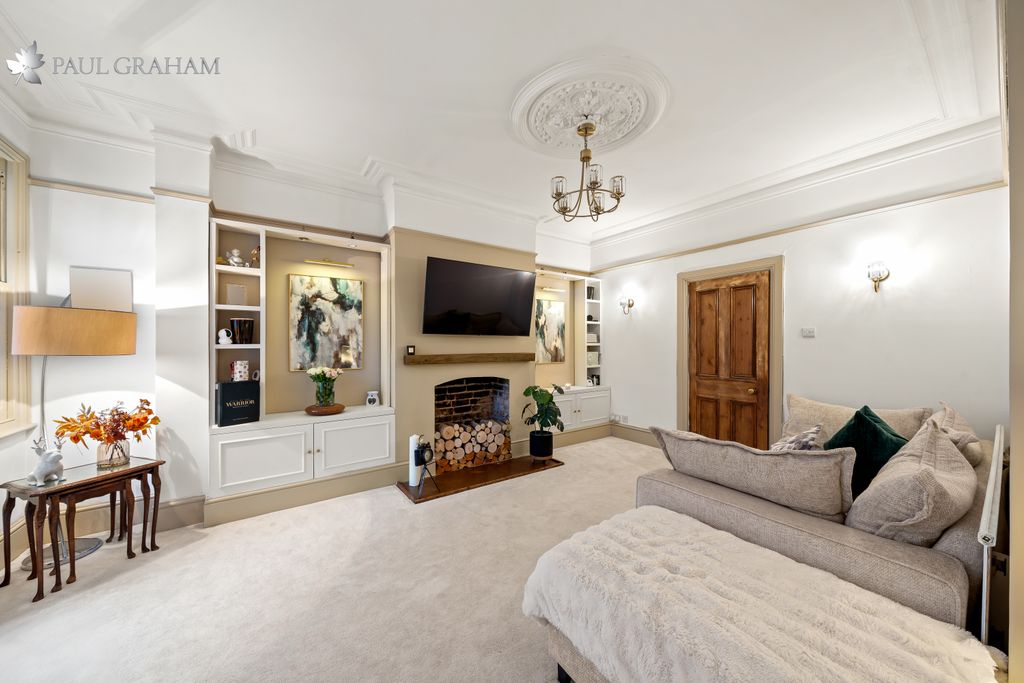 Property photo 3 of 22 Dsc07599