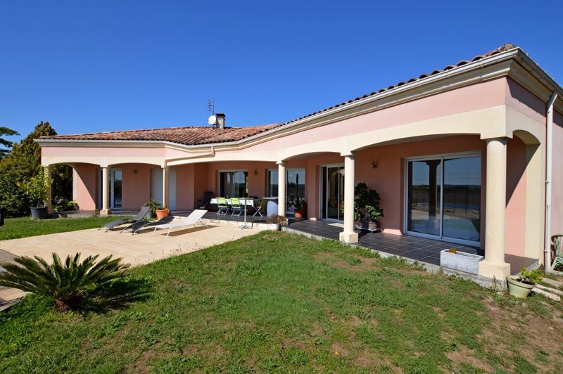 Property photo 1 of 18 Photo 1