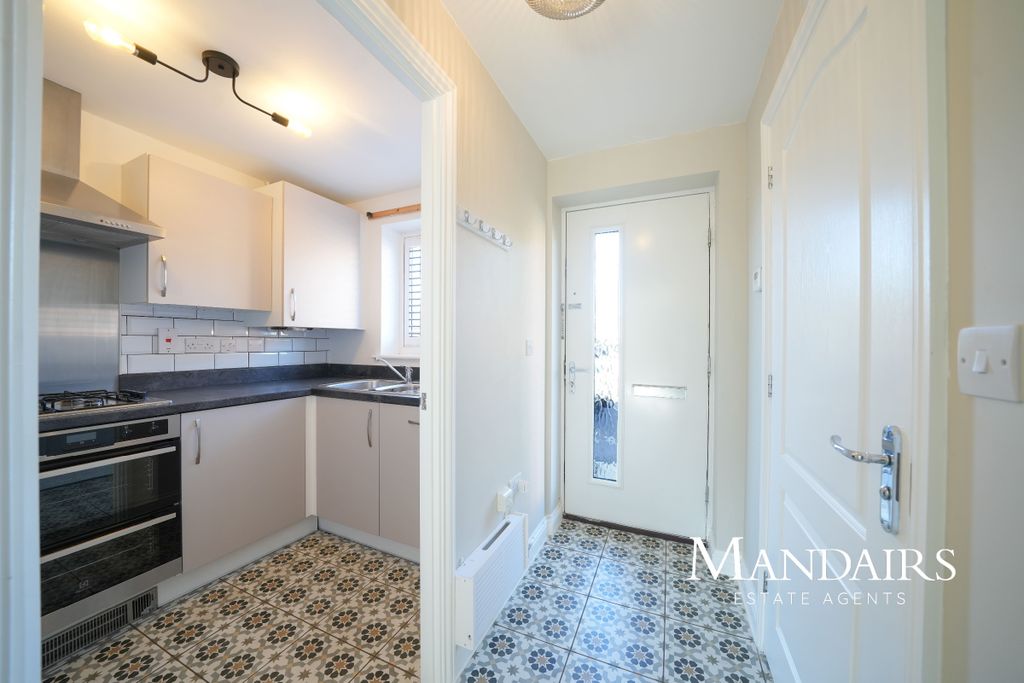 Property photo 2 of 23