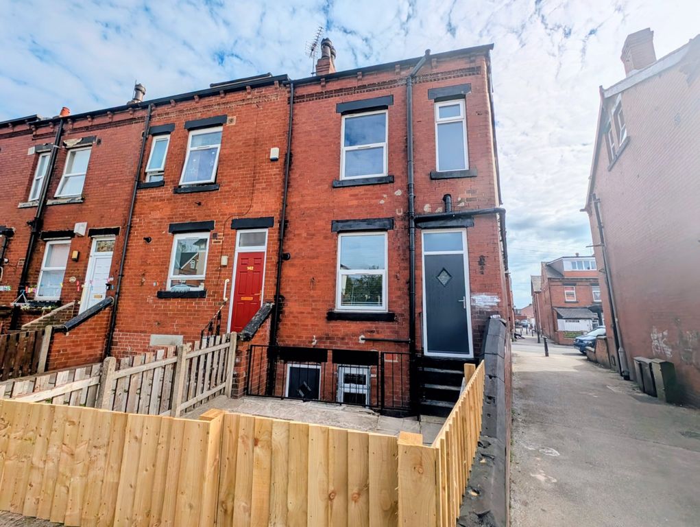 Property photo 1 of 8 Picture No. 08