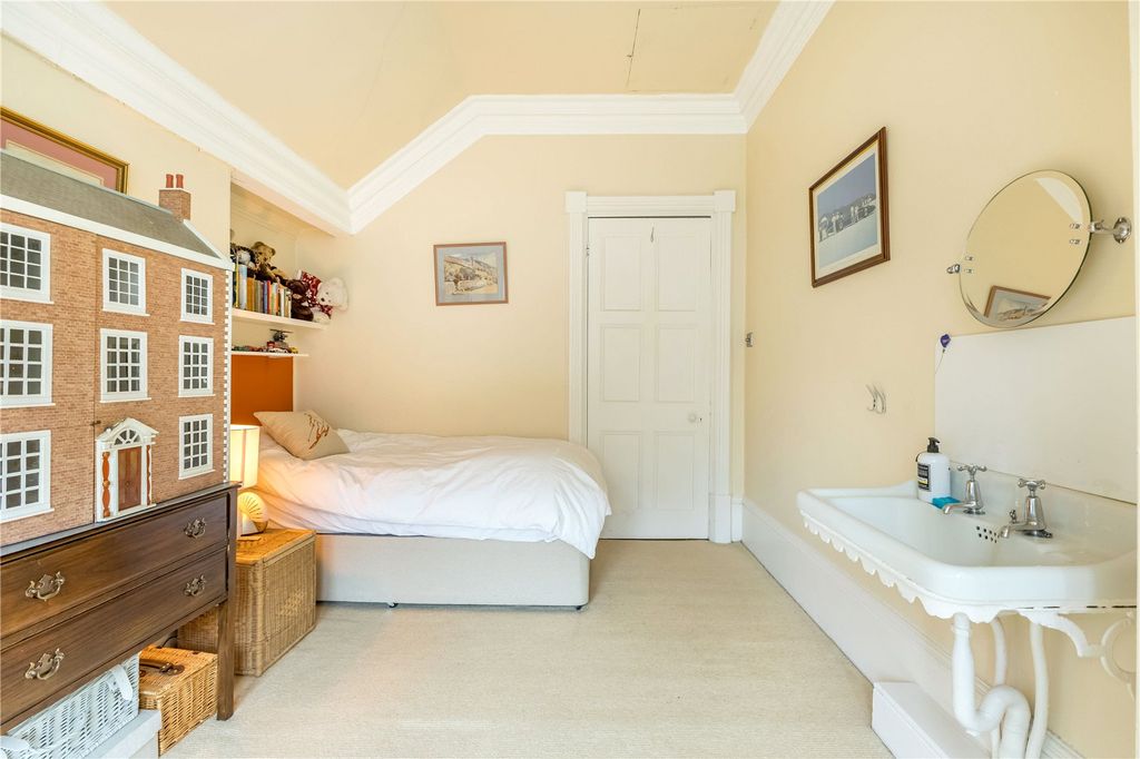 Additional image 29 of 4 bed semi-detached house for saleCorn Bank, Netherton, Huddersfield HD4