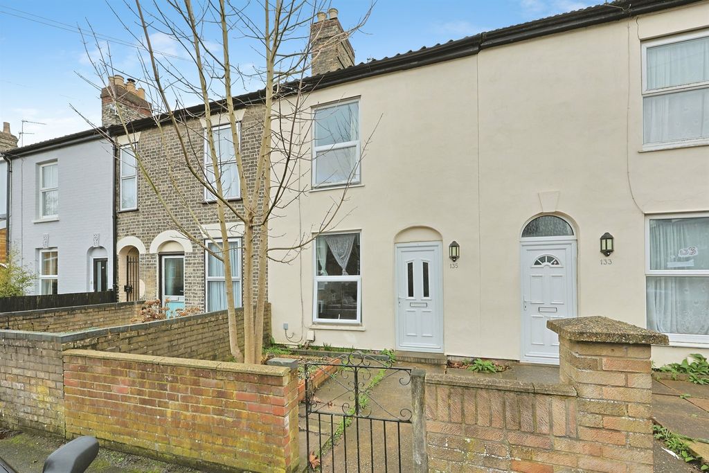 Property photo 1 of 11 External