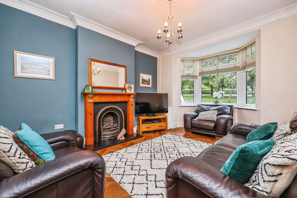 Property photo 3 of 21