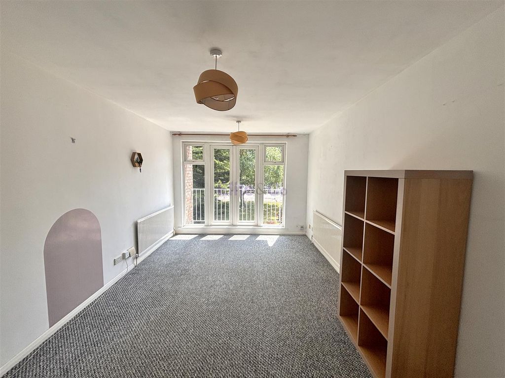 Property photo 2 of 13 Reception Room