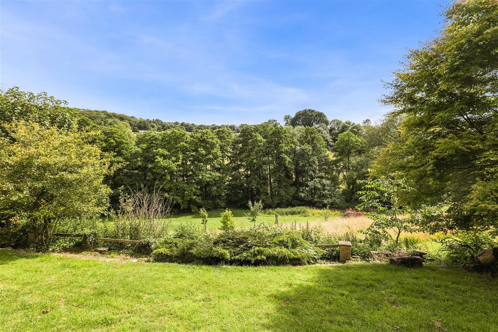 Property photo 3 of 21 Ph26_5316514.Jpg