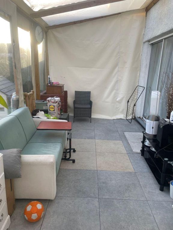 Property photo 3 of 7 Photo 4