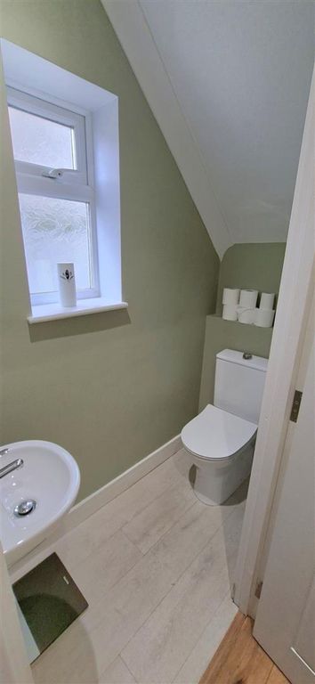 Additional image 6 of 3 bed terraced house to rentJury Lane, Haverfordwest SA61