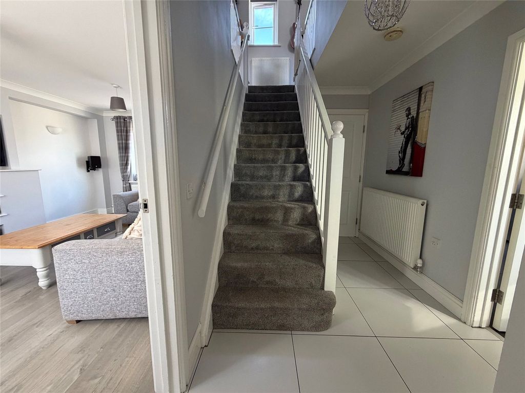 Property photo 2 of 26 Picture No. 17