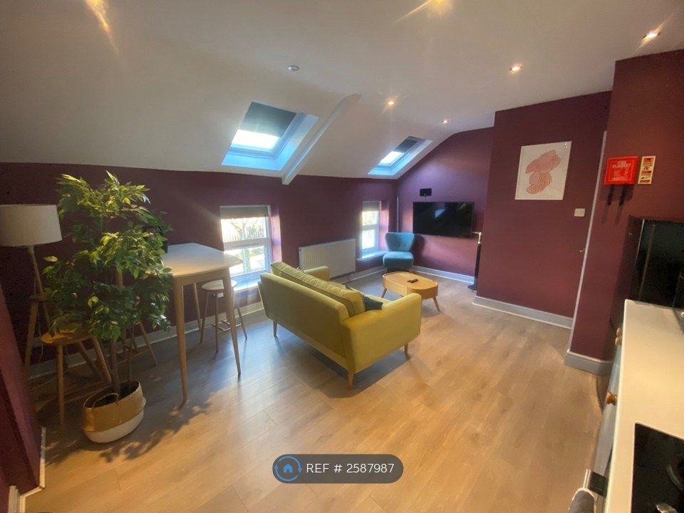 Property photo 3 of 7