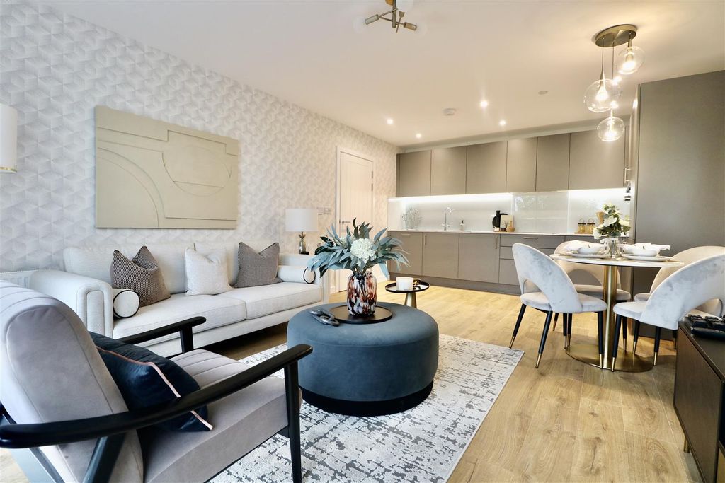 Property photo 2 of 13 Kitchen/Living Room