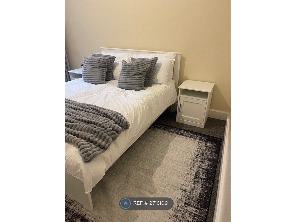 Property photo 1 of 26