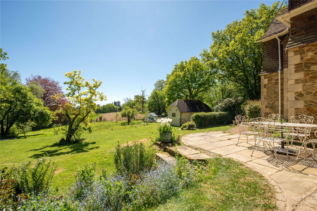 Property photo 2 of 27 Picture No. 37