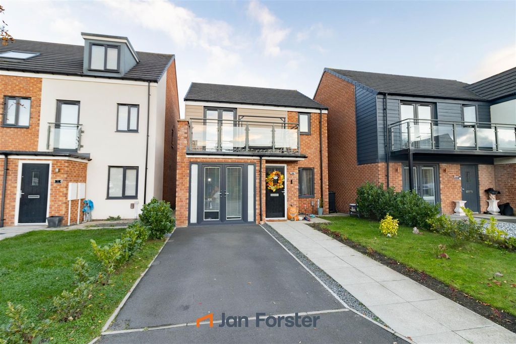 Property photo 1 of 15 Front External