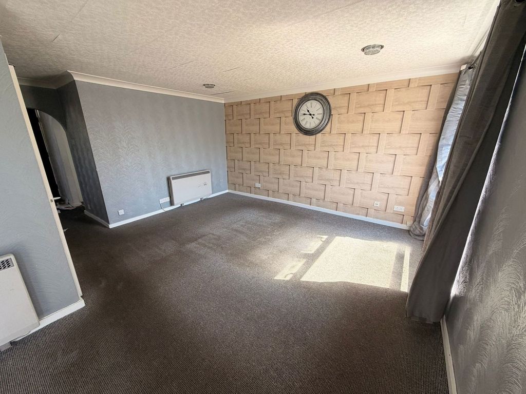 Property photo 2 of 12 Photograph