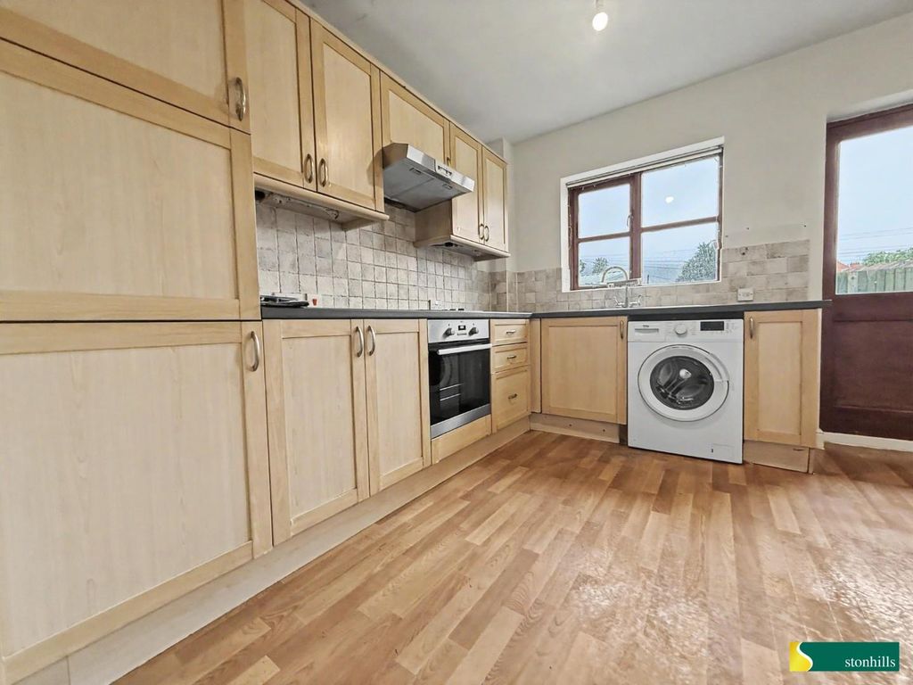 Property photo 2 of 10 8.Jpg