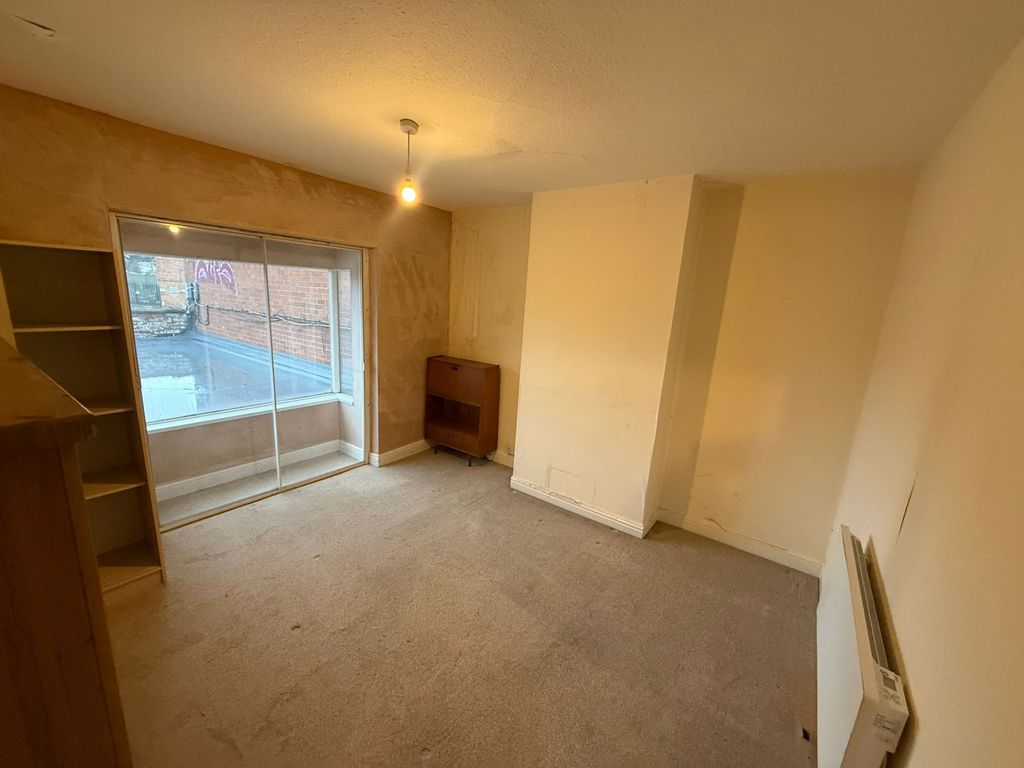 Property photo 3 of 7 Gallery