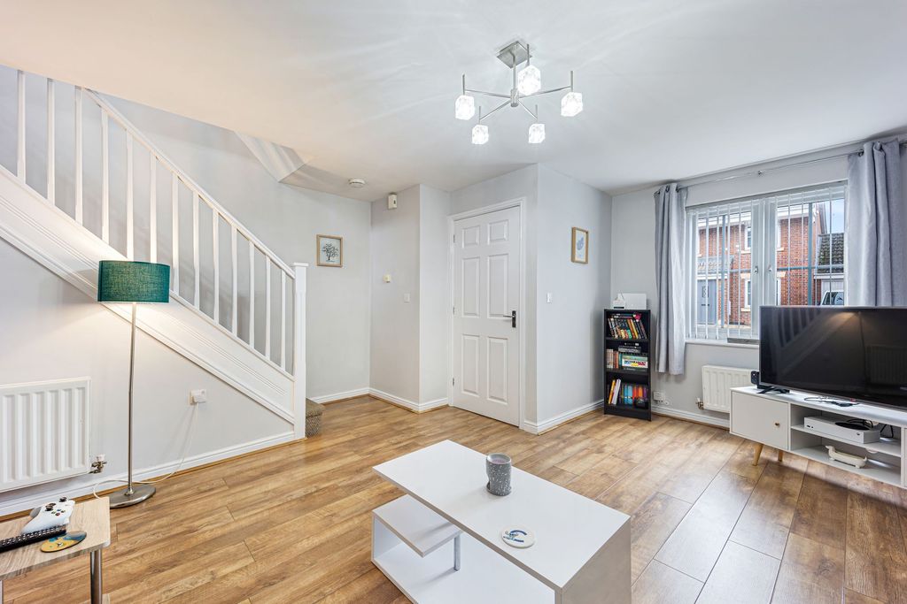 Property photo 3 of 16