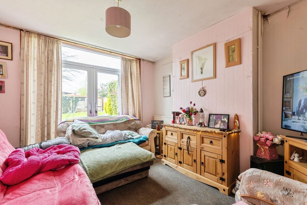 Property photo 3 of 14 Pbox-Img.Jpg