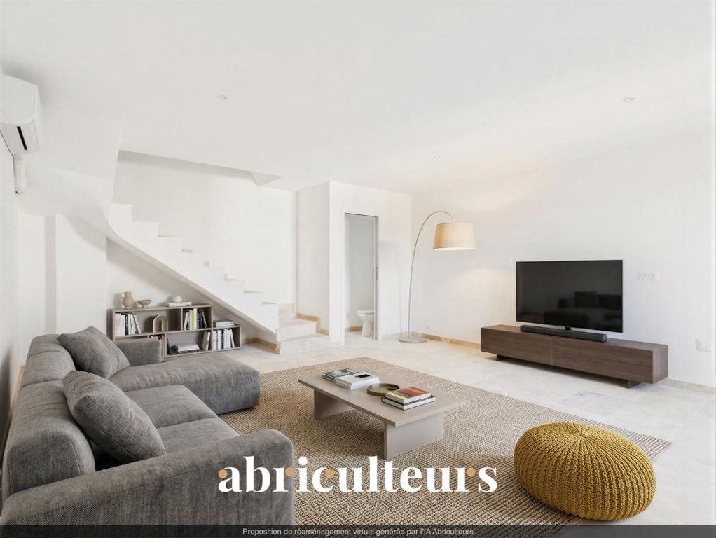 Property photo 1 of 29 Renovated Village House, All Amenities Within Walking Distance, For Sale In Lambesc (13410)