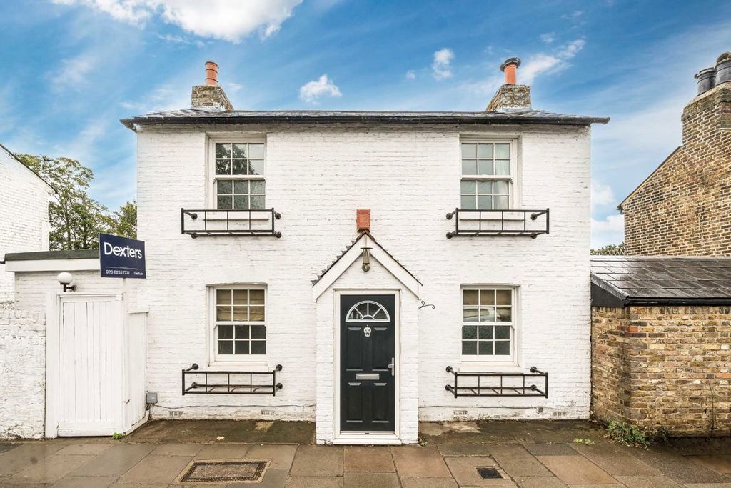 Property photo 1 of 6