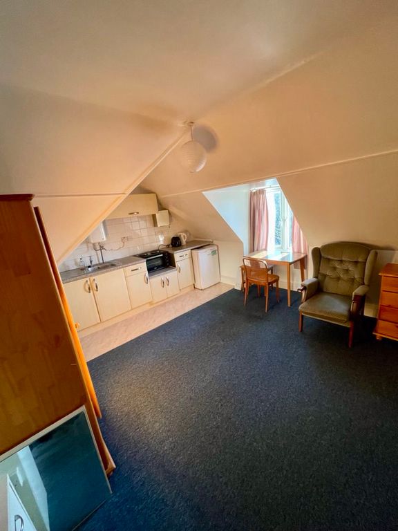 Property photo 2 of 5 Photo 2