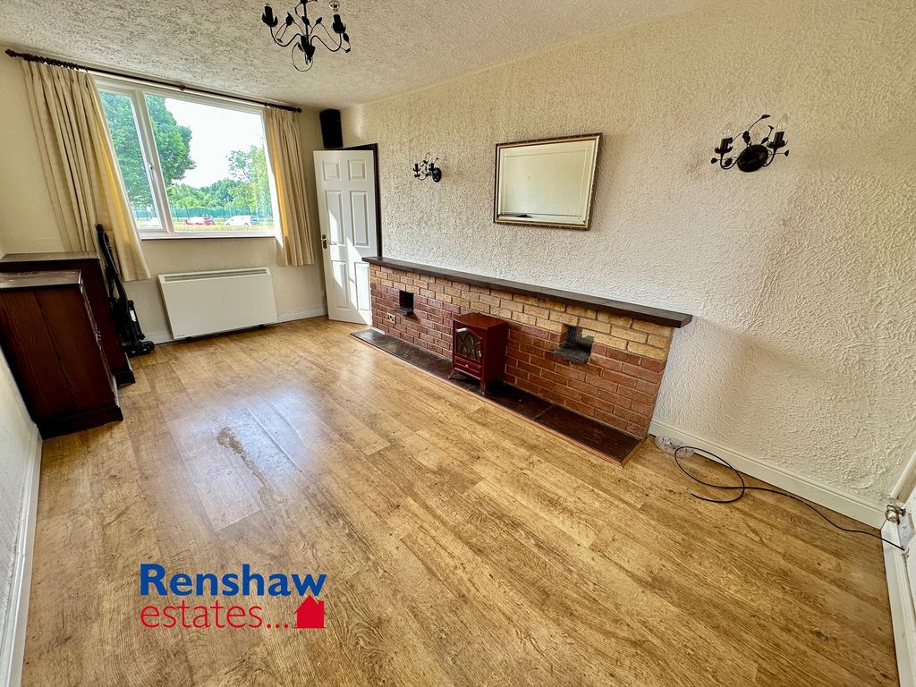 Property photo 2 of 15 L (1)
