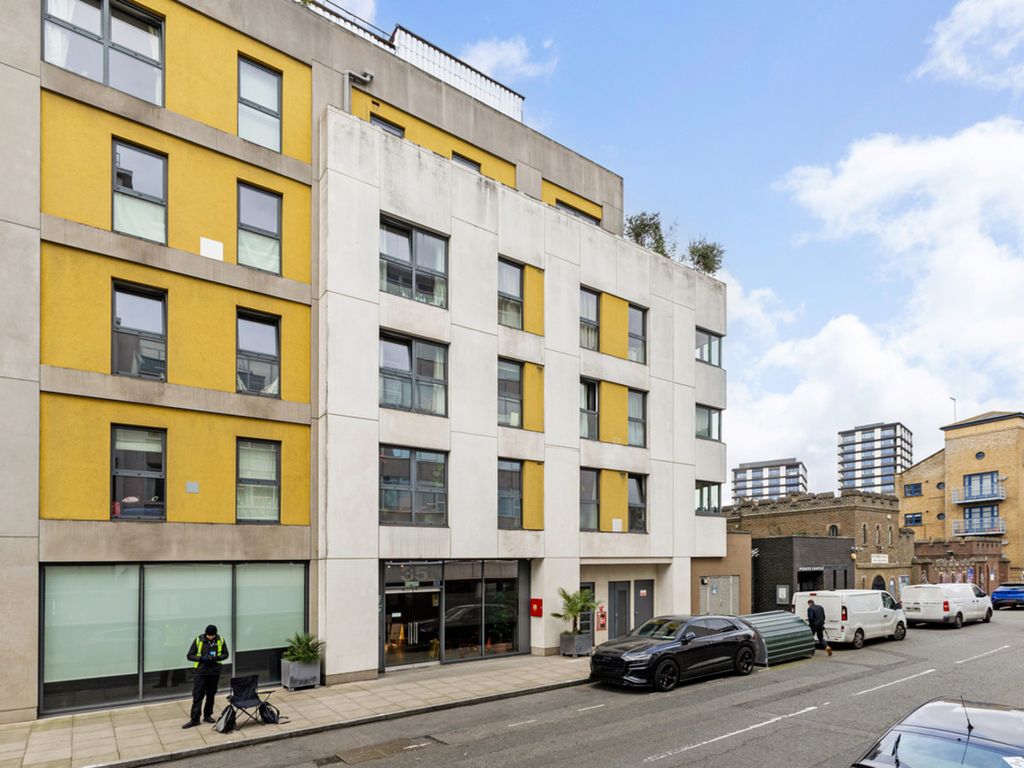 Property photo 1 of 8