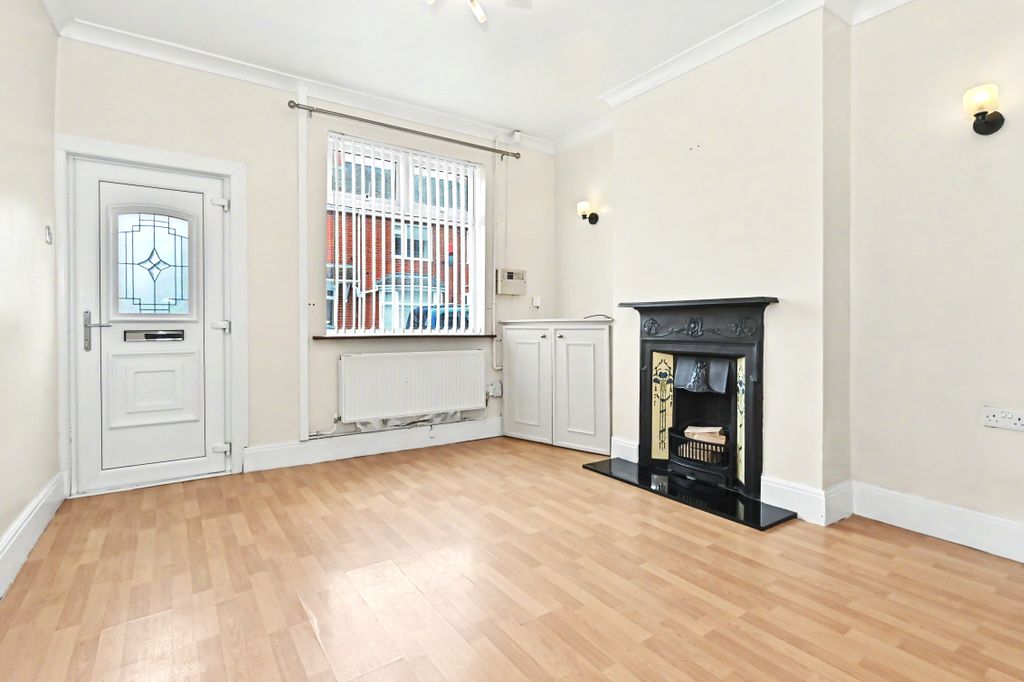 Property photo 2 of 11 Rhm_2358 - Copy