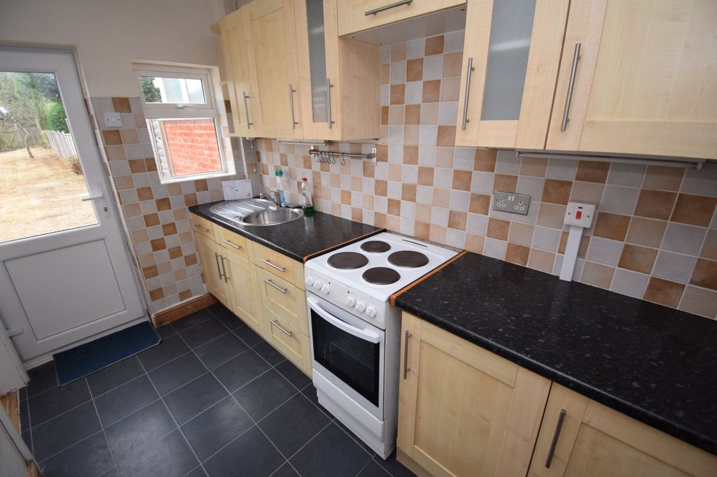 Property photo 2 of 13 Kitchen