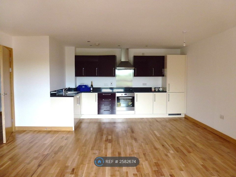 Property photo 3 of 9