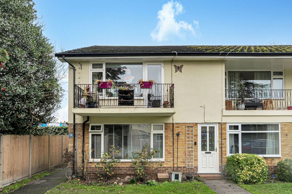 Property photo 1 of 12