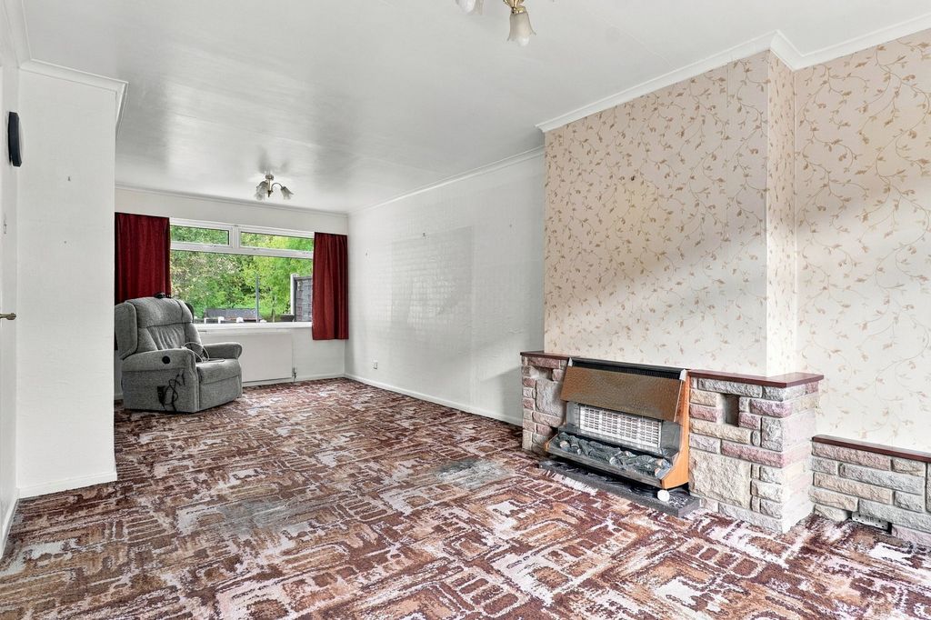 Property photo 2 of 26