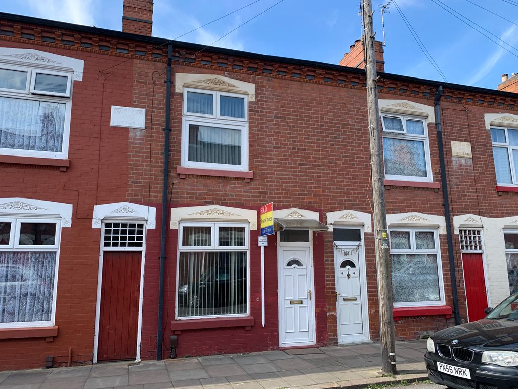 Property photo 1 of 12