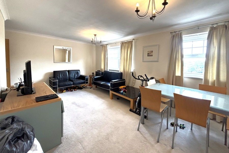 Property photo 3 of 10