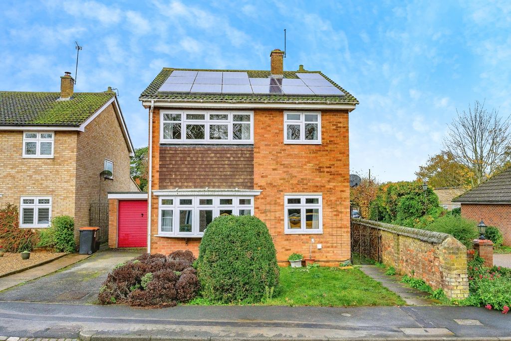 Property photo 1 of 17 Front