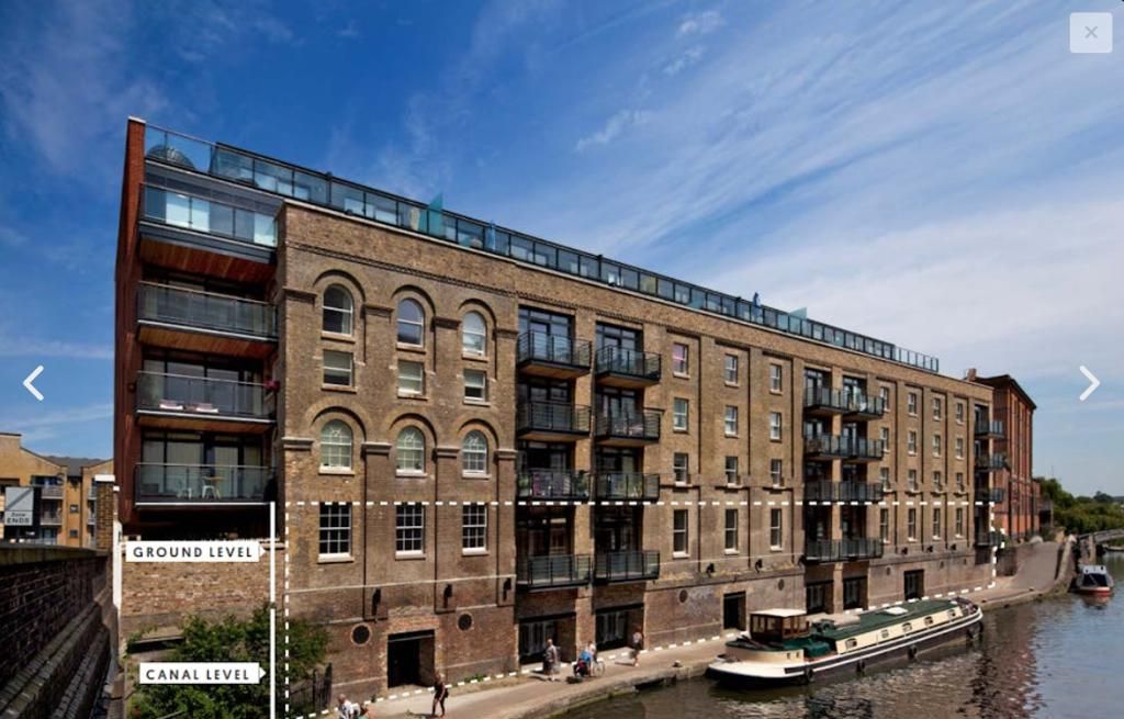 Property photo 3 of 6 Photo 8