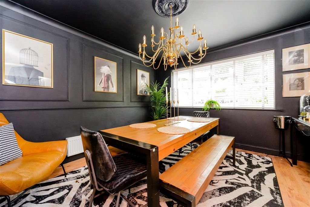 Property photo 3 of 14 Dining Room