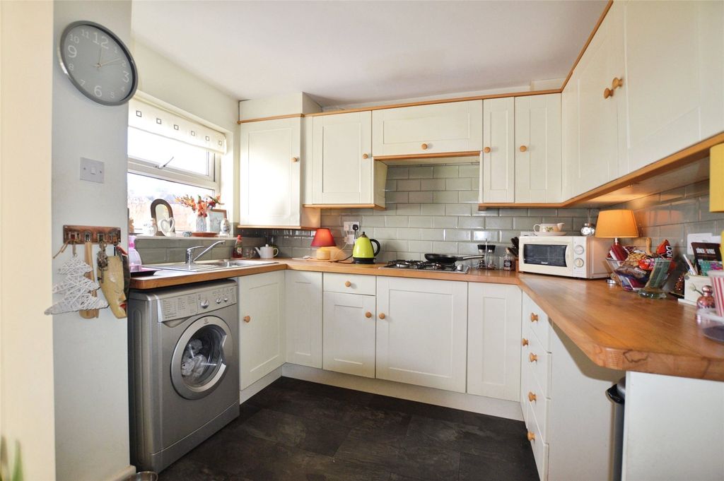 Property photo 3 of 10 Picture No. 06